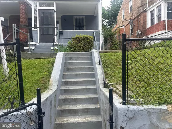 Washington, DC 20019,808 DIVISION AVENUE NE