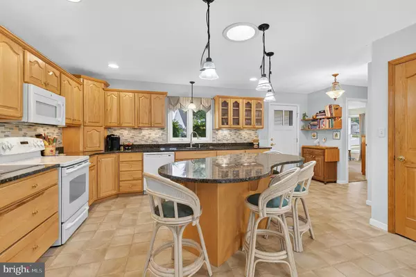 Manheim, PA 17545,732 HEATHER RDG