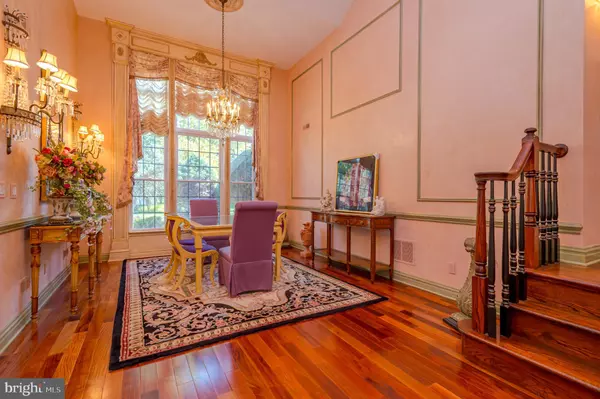 Cranbury, NJ 08512,125 EINSTEIN WAY