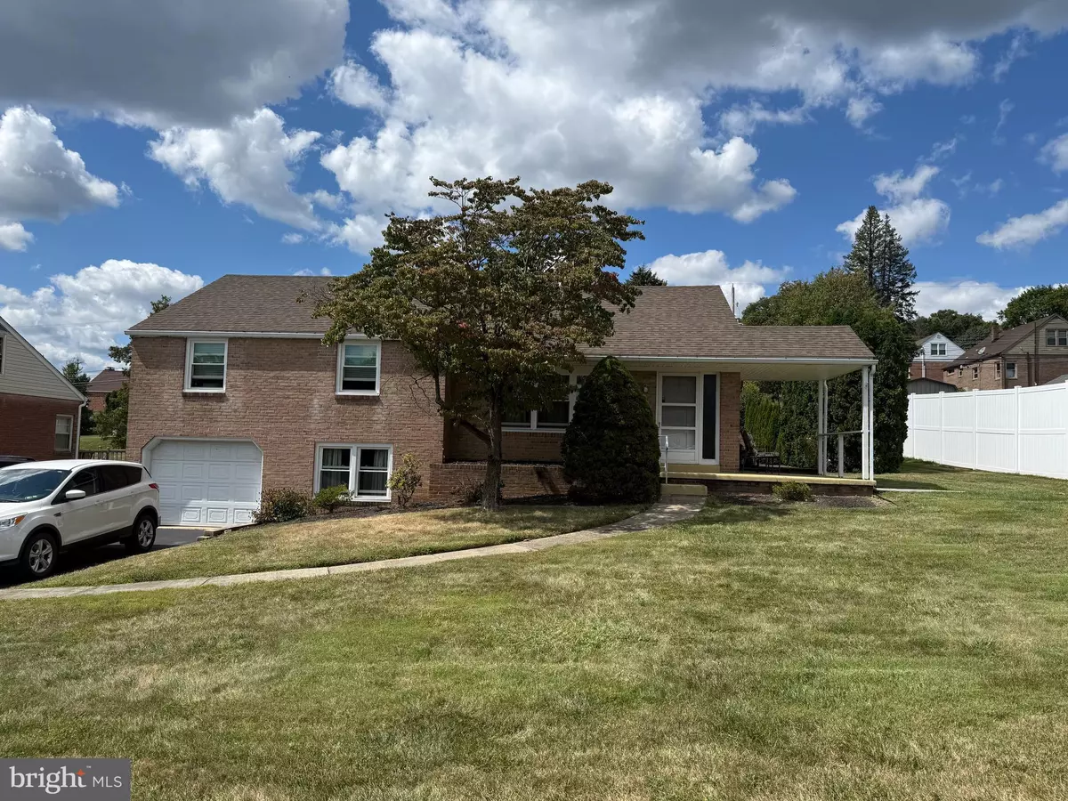 Reading, PA 19606,202 W 39TH ST