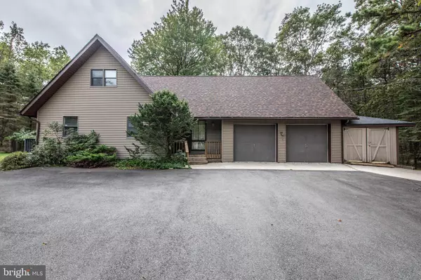Jim Thorpe, PA 18229,108 PINOAK DR
