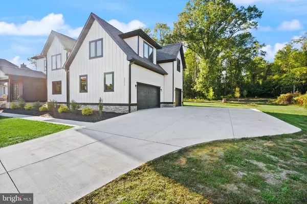 Centreville, VA 20120,5524 SUMMIT ST