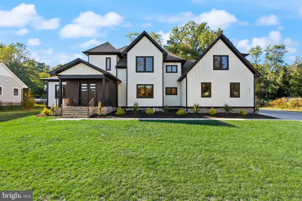 5524 SUMMIT ST, Centreville, VA 20120