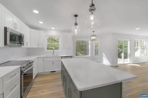 Palmyra, VA 22963,6 CONDOR RD