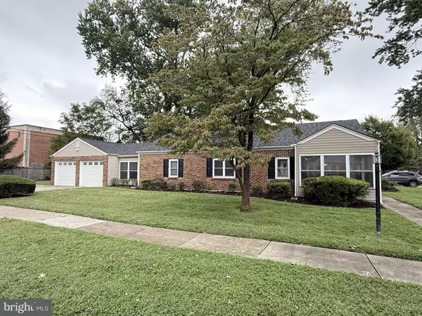 93 ORCHARD AVE, Dover, DE 19901