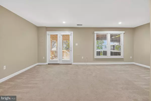 Centreville, VA 20121,6322 JOHN CHARLES LNDG LNDG