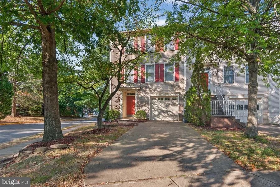 6322 JOHN CHARLES LNDG LNDG, Centreville, VA 20121