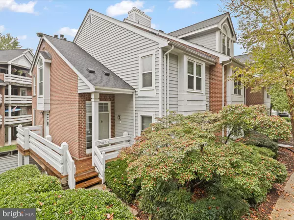 7598-G LAKESIDE VILLAGE DR, Falls Church, VA 22042