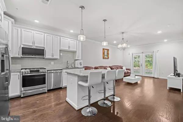 Ashburn, VA 20148,23225 MILLTOWN KNOLL SQ #108