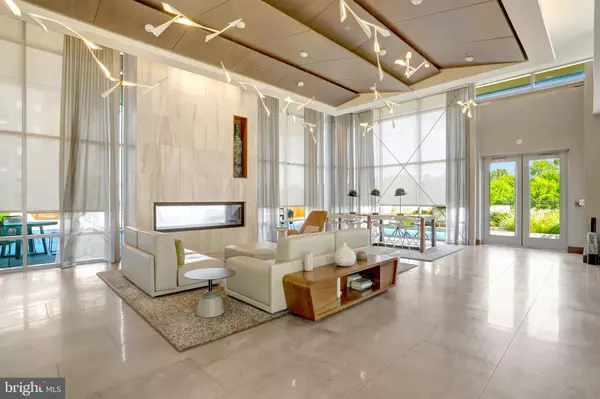 Oxon Hill, MD 20745,145 RIVERHAVEN DR #416