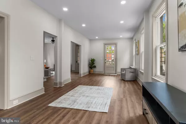 Woodbury, NJ 08096,41-43 CURTIS AVE