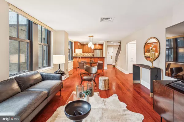 Philadelphia, PA 19102,1500 CHESTNUT ST #20K