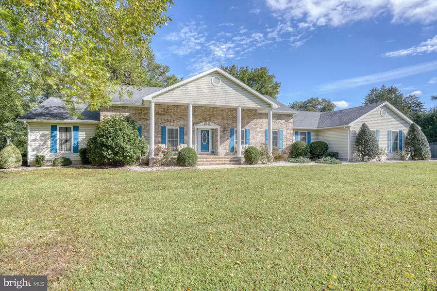 1051 HARTLY RD, Hartly, DE 19953