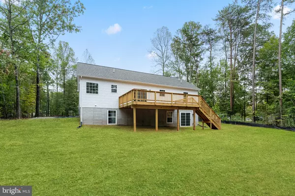 Mineral, VA 23117,5804 DOGWOOD TREE LN