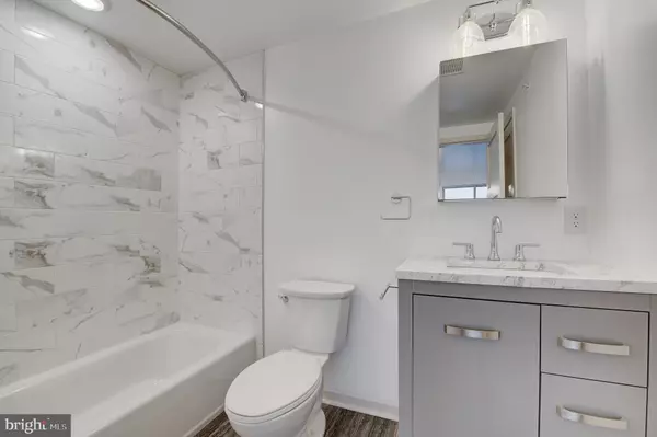 Philadelphia, PA 19128,6649 RIDGE AVE #C404