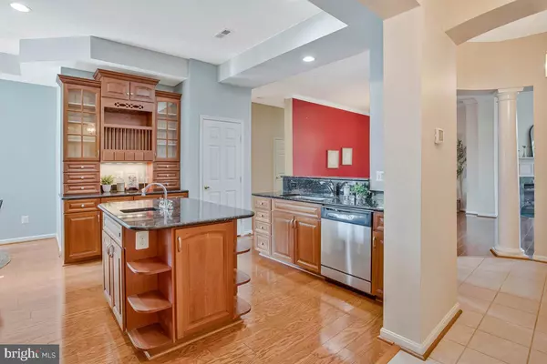 Solomons, MD 20688,735 RUNABOUT LOOP #735