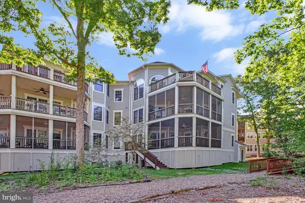 Solomons, MD 20688,735 RUNABOUT LOOP #735