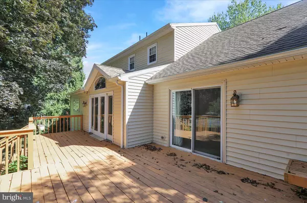 Reading, PA 19610,802 APPLE DR