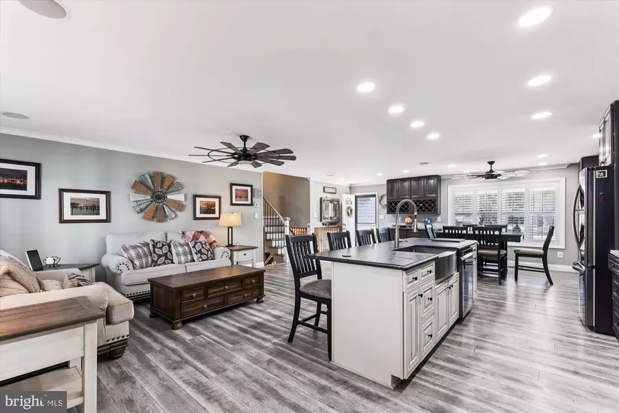 145 N LAKE DR, Stevensville, MD 21666