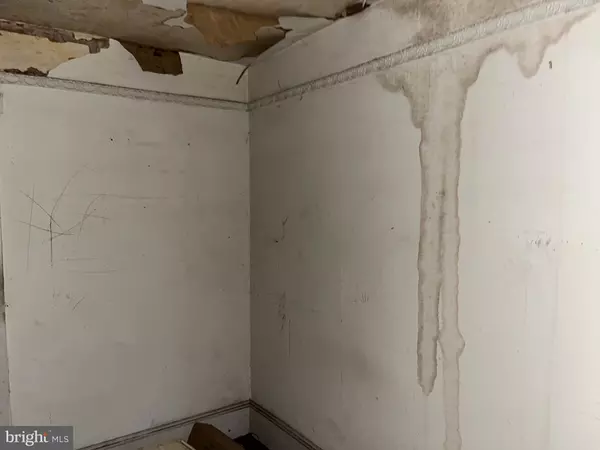 Mount Carmel, PA 17851,115 N LOCUST ST