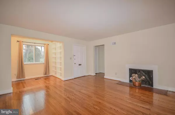 Rockville, MD 20850,208 UPTON ST