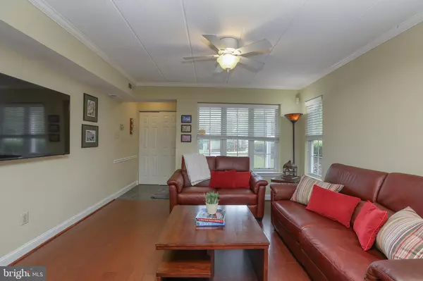 Newtown, PA 18940,200 FOUNTAIN FARM LN