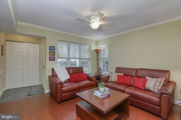 Newtown, PA 18940,200 FOUNTAIN FARM LN