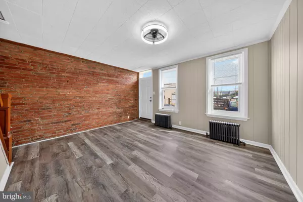 Wilmington, DE 19805,210 LOWER OAK ST