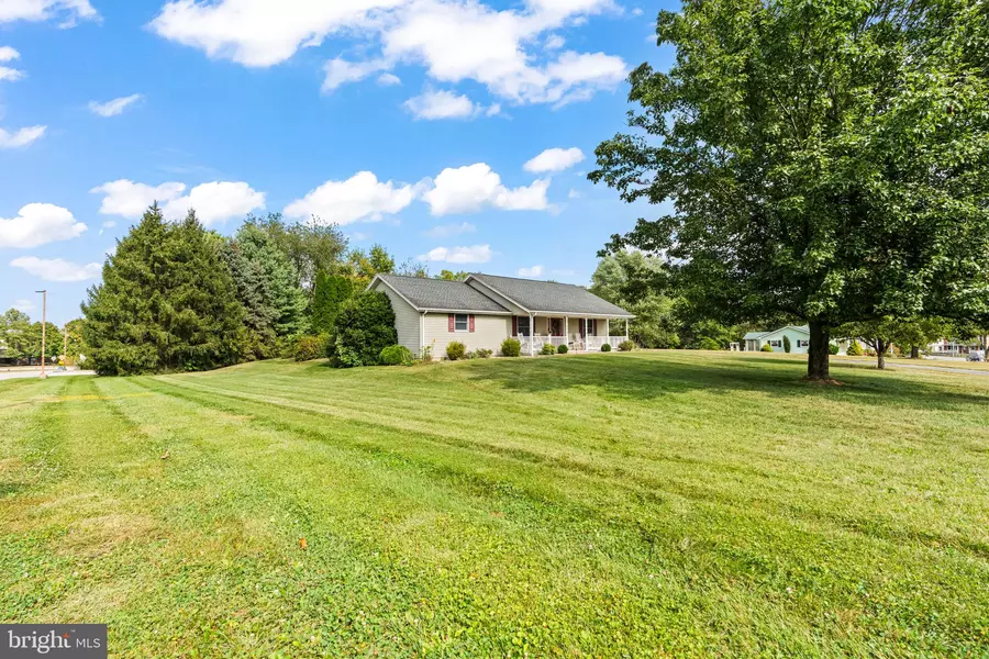 226 E KING ST, East Berlin, PA 17316