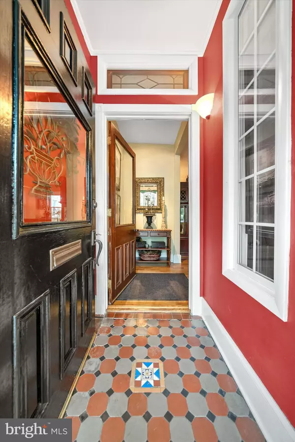 Wilmington, DE 19806,812 N VAN BUREN ST