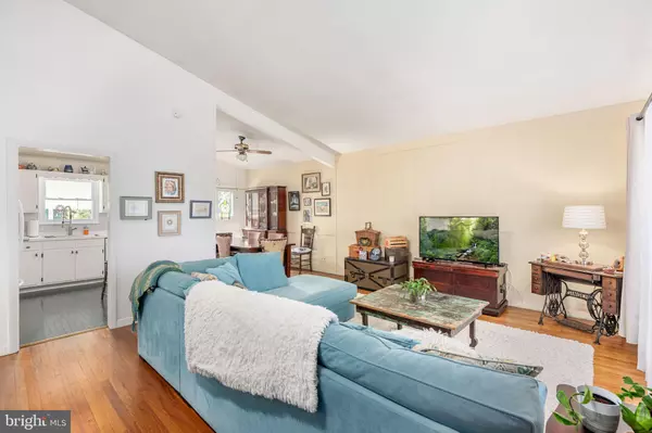 Allentown, PA 18102,1538 W WOODLAWN ST