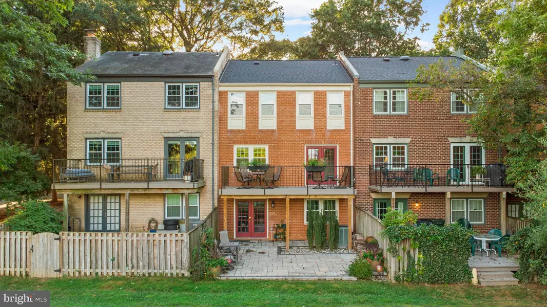 11735 NORTH SHORE DR, Reston, VA 20190