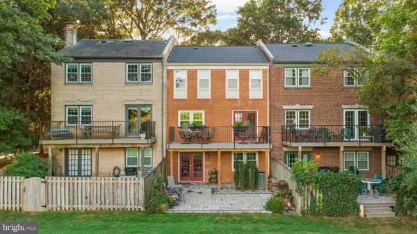 11735 NORTH SHORE DR, Reston, VA 20190