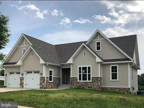 320 LINDEN DR, Winchester, VA 22601