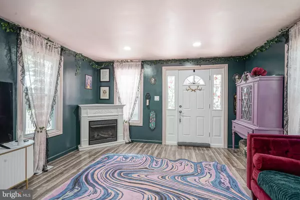 Pitman, NJ 08071,186 SOUTHWEST AVE