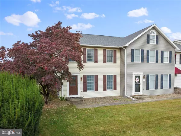 Chambersburg, PA 17202,3581 CARNOUSTIE DRIVE