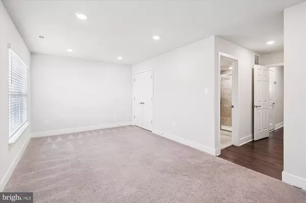 Elkridge, MD 21075,7995 POTTER PL