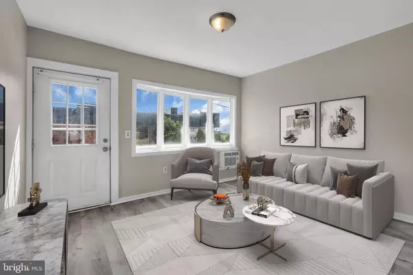 Gloucester City, NJ 08030,911 GEORGE ST