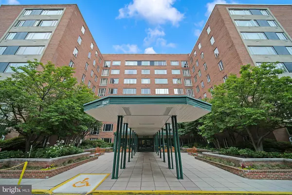 Washington, DC 20016,4301 MASSACHUSETTS AVE NW #8009