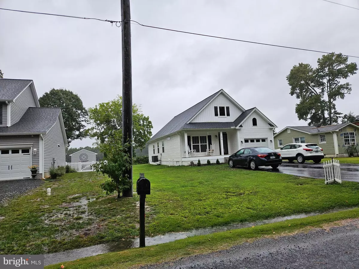 Colonial Beach, VA 22443,484 LATANE DR