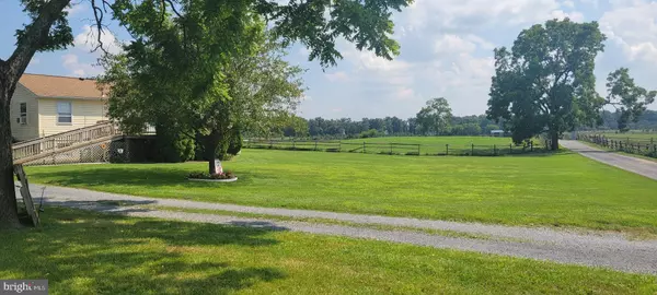 477 FISHPAW RD, Berryville, VA 22611