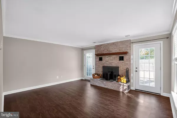 La Plata, MD 20646,201 HEATHER CT