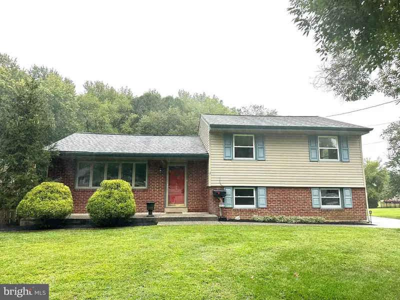 404 KING GEORGE RD, Cherry Hill, NJ 08034