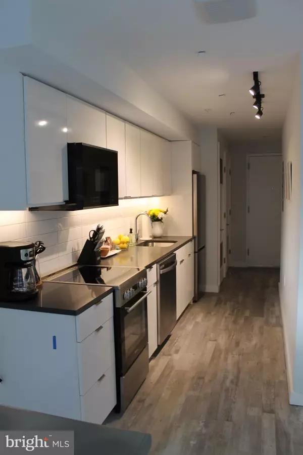 Silver Spring, MD 20910,700 ROEDER RD #405