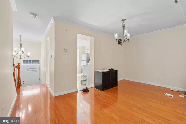 Parkville, MD 21234,16 PINECONE