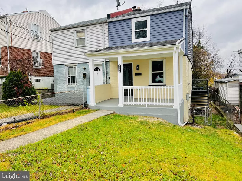 829 50TH ST NE, Washington, DC 20019