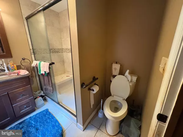 East Stroudsburg, PA 18302,196 ROBIN LN