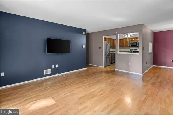 Hamilton, NJ 08619,18 ASPEN CT