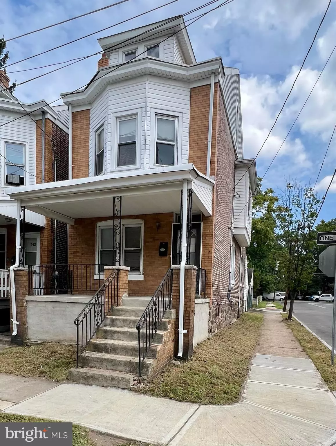 Trenton, NJ 08629,244 CLEVELAND AVE