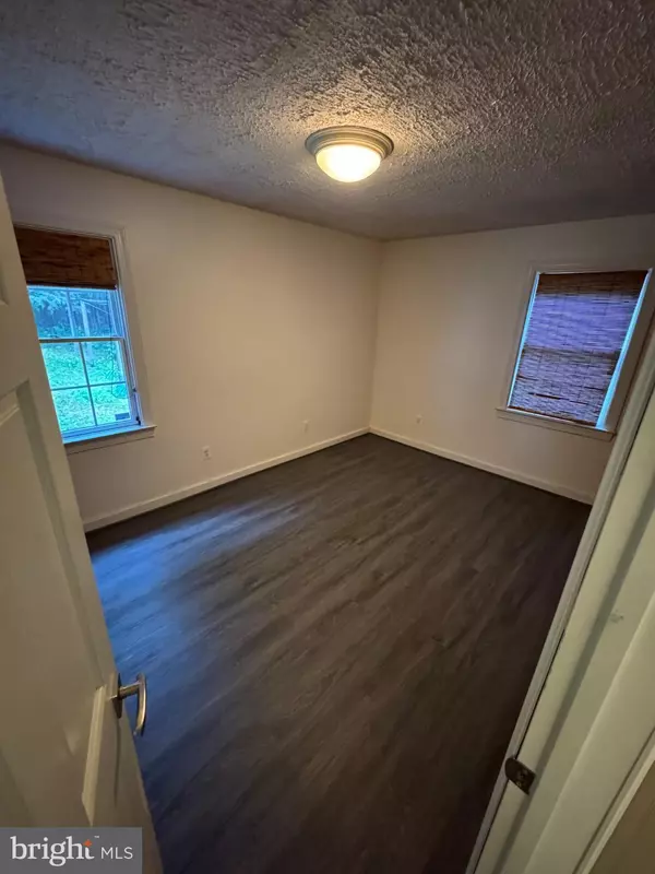 Falls Church, VA 22043,7514 FISHER DR